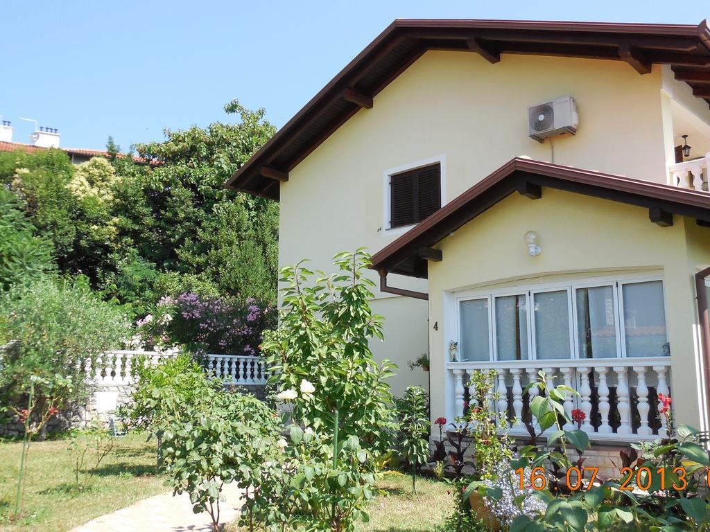 Guesthouse Katarina Опатия Экстерьер фото